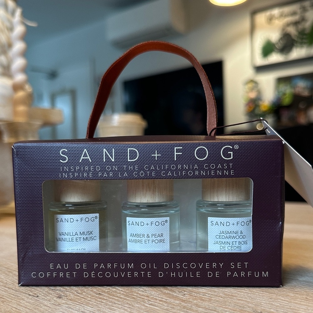 SAND + FOG | Exploratory Perfume Oil Rollerball Set - Sweet & Genuine Collection - Picture 2 of 8